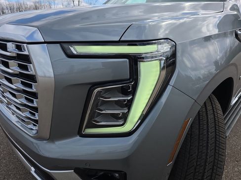 New 2026 GMC Yukon Denali w/ Sun & Power Step Package image 36