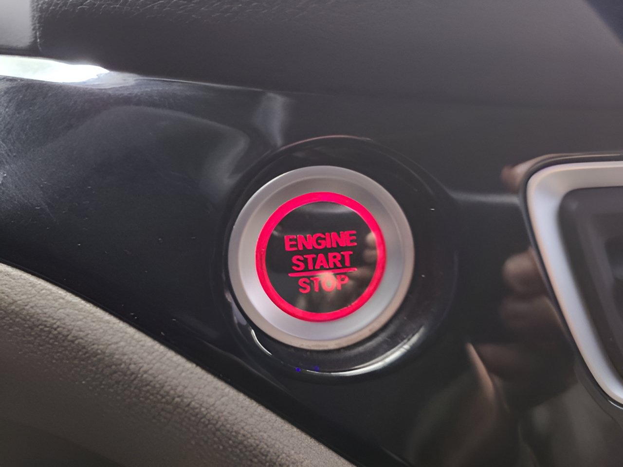 Used 2018 Honda Ridgeline RTL-E image 37