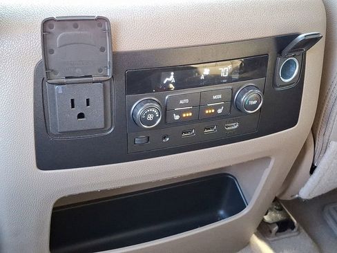 Used 2019 Chevrolet Tahoe Premier image 12