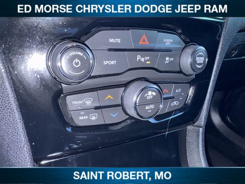 Used 2021 Chrysler 300 S image 18