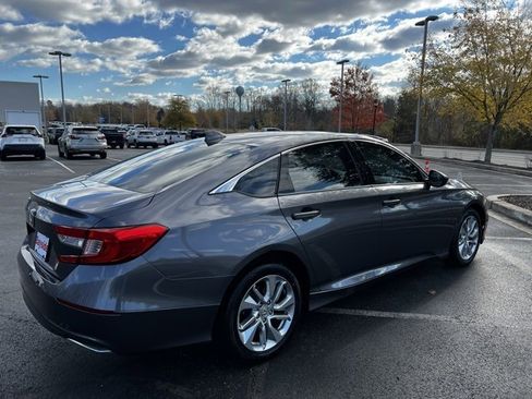Used 2018 Honda Accord LX image 31