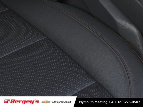 New 2026 Chevrolet Traverse High Country w/ LPO, Floor Liner Package FWD image 23