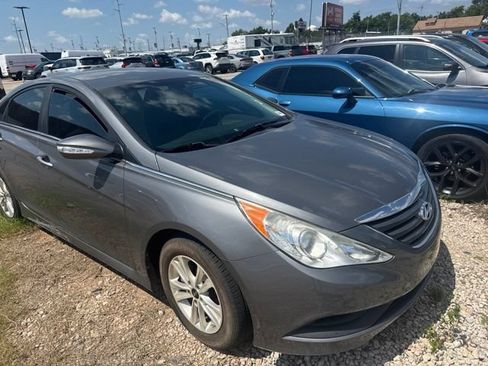 Used 2014 Hyundai Sonata GLS w/ Popular Equipment Group 2 FWD image 3