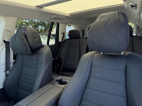 New 2026 Mercedes-Benz GLS 450 4MATIC image 18