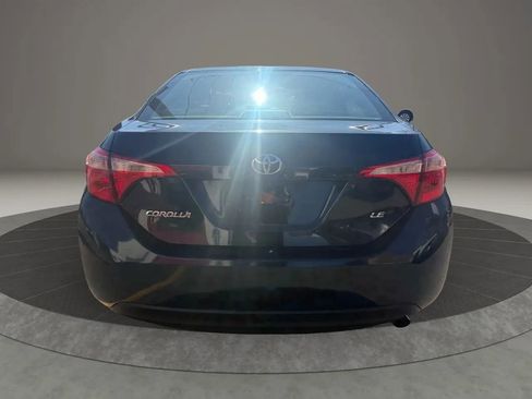 Used 2019 Toyota Corolla LE image 6
