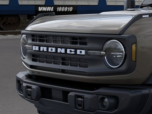 New 2026 Ford Bronco Big Bend w/ Black Diamond Package AWD/4WD image 19