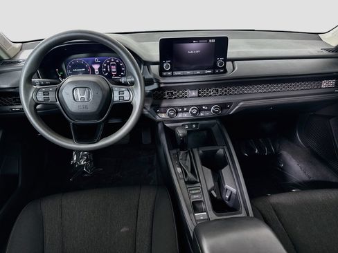 Used 2023 Honda Accord EX image 17