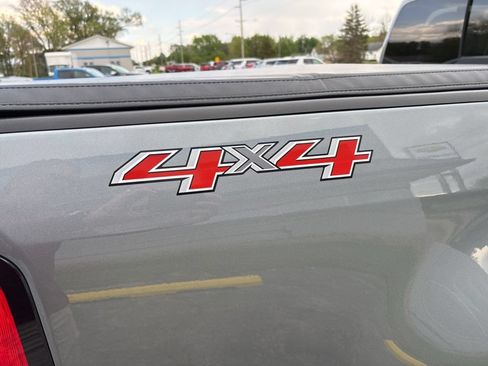Used 2019 Chevrolet Colorado LT w/ LT Convenience Package AWD/4WD image 12
