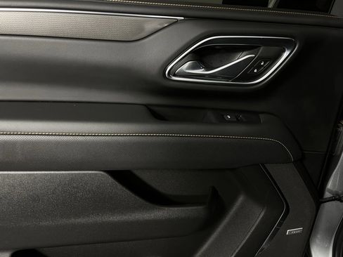 Used 2023 GMC Yukon XL AT4 image 27