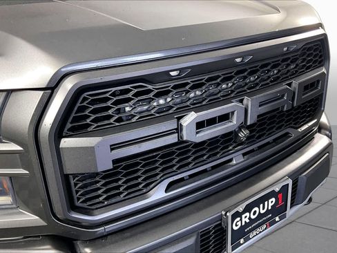 Used 2019 Ford F150 Raptor w/ Equipment Group 802A Luxury AWD/4WD image 29