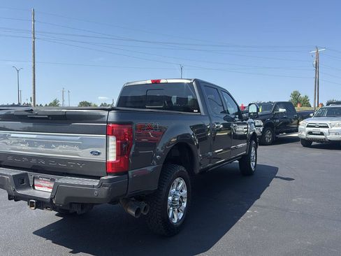 Used 2017 Ford F350 Platinum w/ Platinum Ultimate Package AWD/4WD image 5