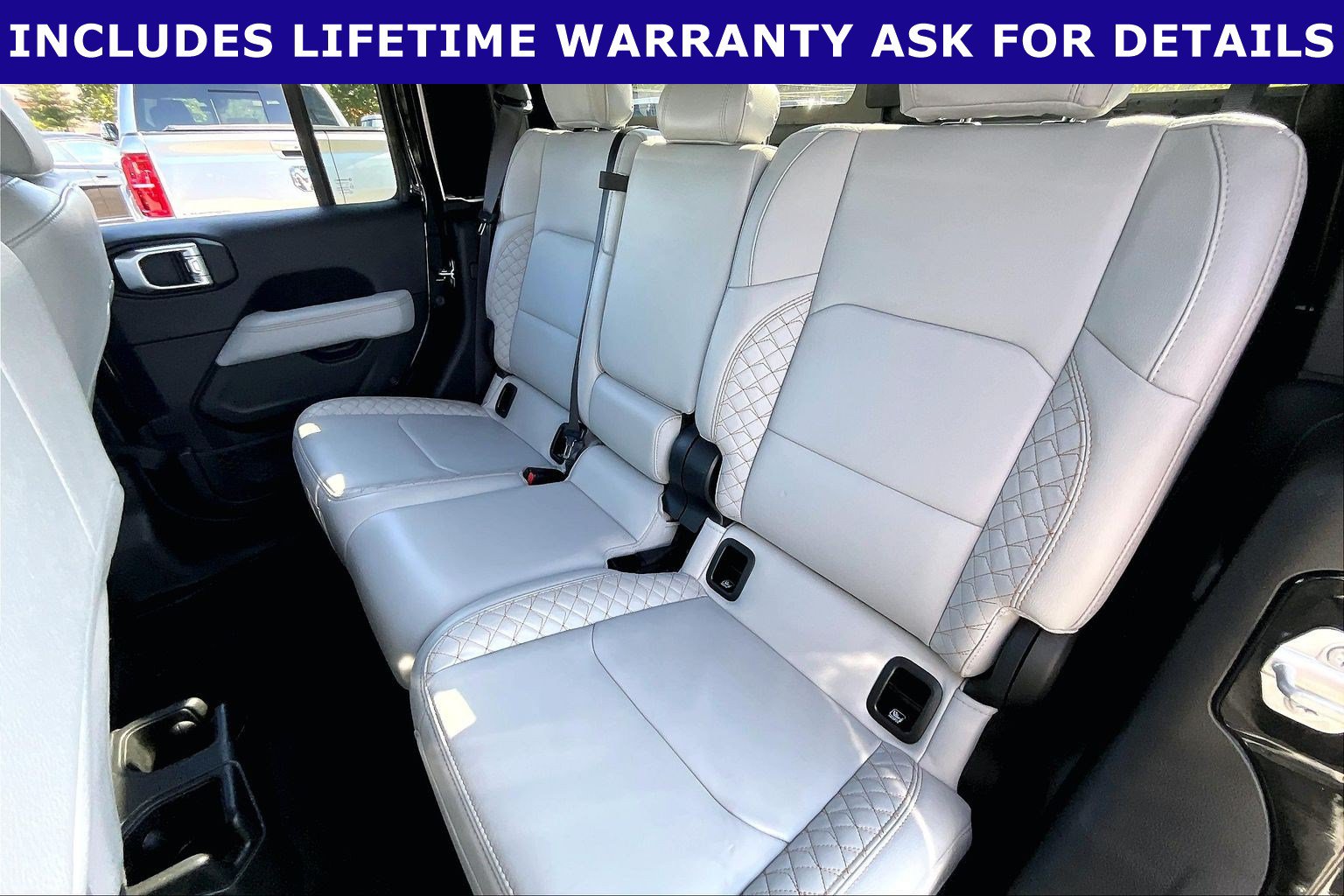 Used 2022 Jeep Gladiator Overland AWD/4WD image 21