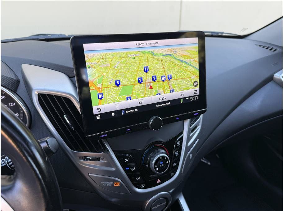 Used 2014 Hyundai Veloster w/ Style Package 02 FWD image 18