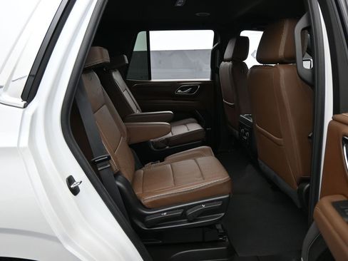 Used 2024 Chevrolet Tahoe High Country RWD image 41