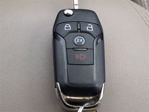 Used 2024 Ford Ranger XLT w/ Technology Package image 32