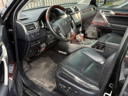 Used 2016 Lexus GX 460 Luxury AWD/4WD image 3