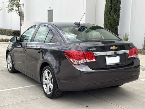 Used 2016 Chevrolet Cruze LT FWD image 5