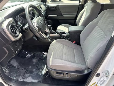 Certified 2023 Toyota Tacoma SR5 RWD image 30