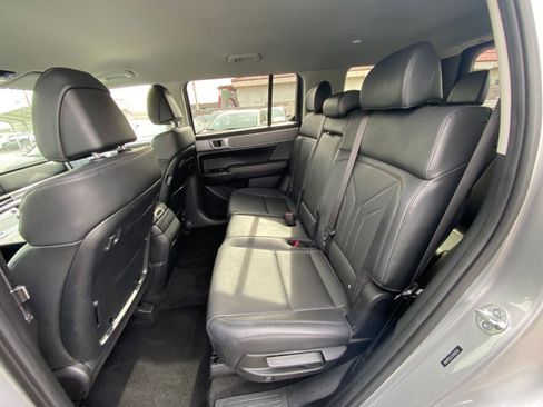 Used 2025 Hyundai Santa Fe SEL AWD/4WD image 40