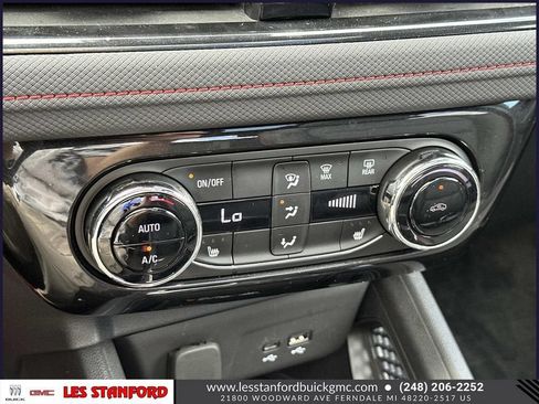 Used 2025 Chevrolet TrailBlazer RS w/ Convenience Package FWD image 31