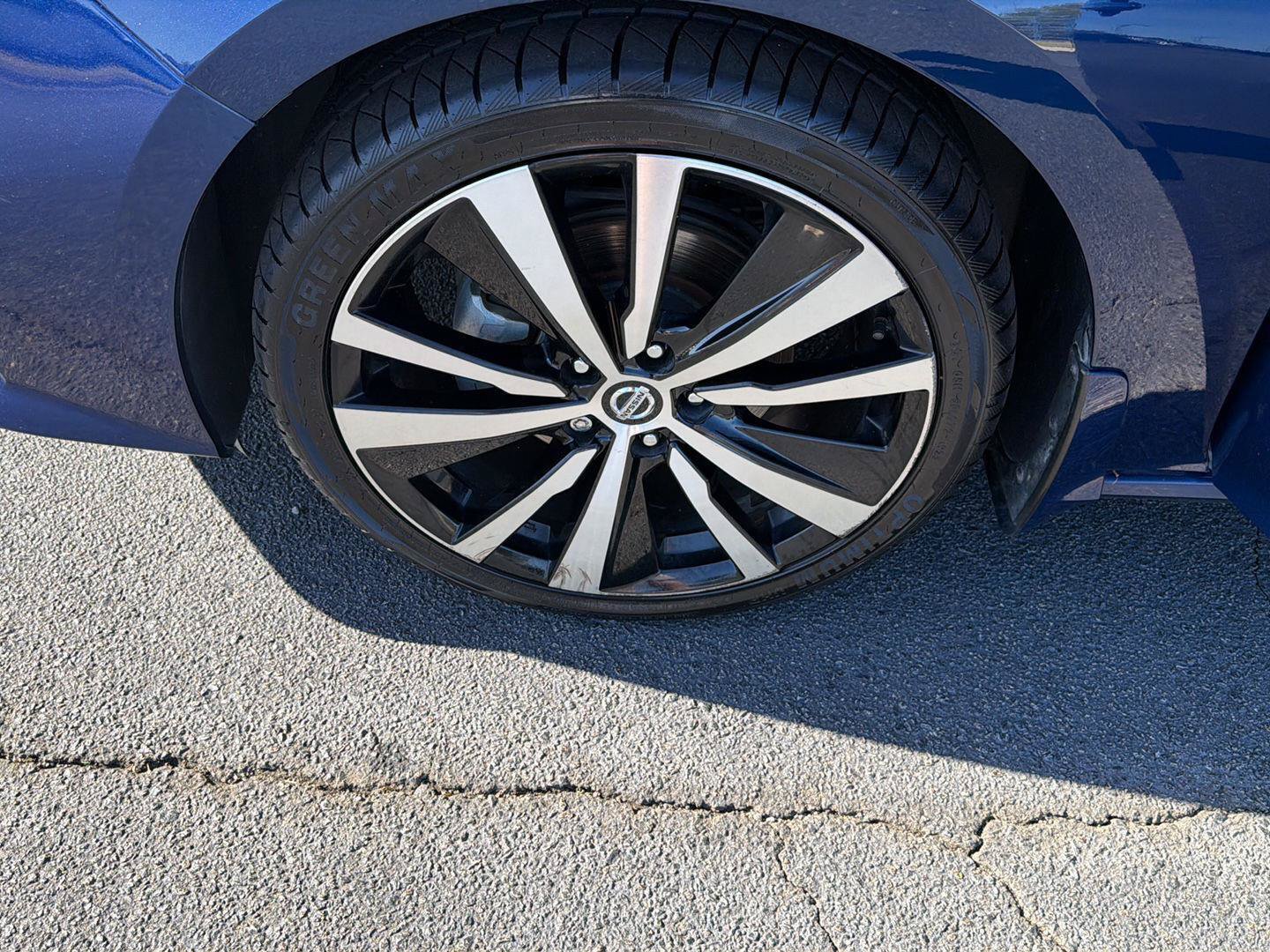 Used 2021 Nissan Altima 2.5 SR FWD image 34