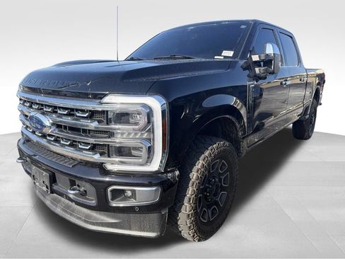 Used 2024 Ford F250 Platinum AWD/4WD image 6
