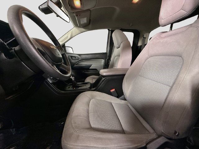 Used 2022 Chevrolet Colorado W/T RWD image 18