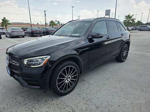 Used 2022 Mercedes-Benz GLC 300 image 3