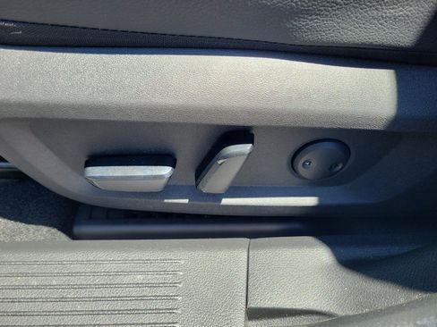 Certified 2024 Nissan Rogue SL FWD image 14