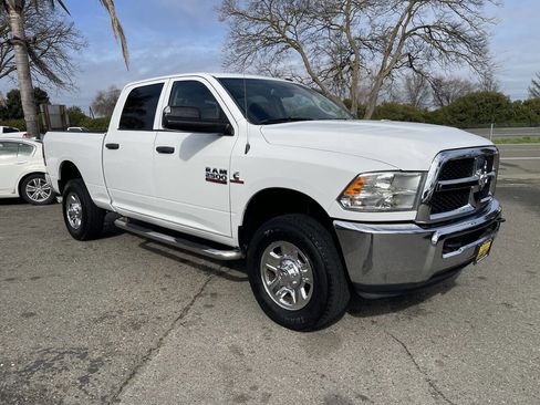 Used 2015 RAM 2500 Tradesman w/ Chrome Appearance Group image 60