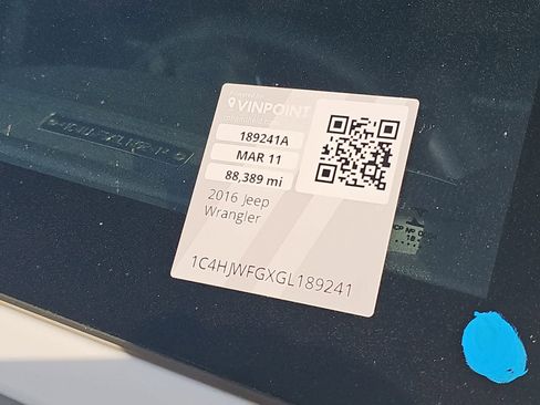 Used 2016 Jeep Wrangler Unlimited Rubicon image 24