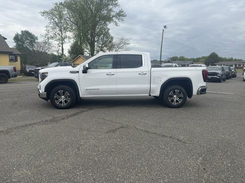 Used 2026 GMC Sierra 1500 SLT AWD/4WD image 6