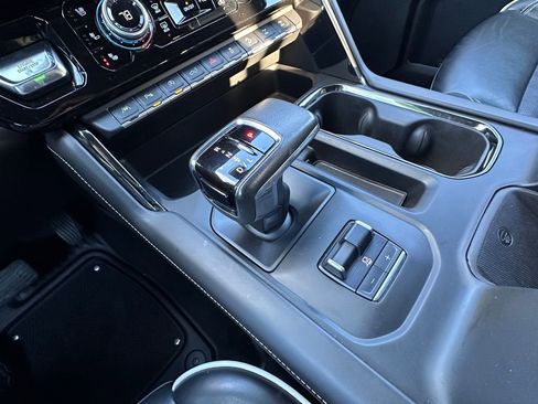 Used 2022 GMC Sierra 1500 AT4X image 31