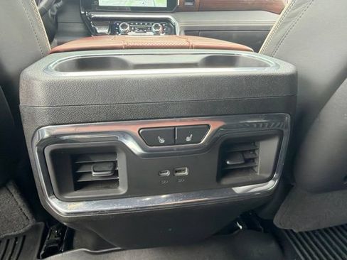 Used 2025 GMC Sierra 2500 Denali Ultimate AWD/4WD image 11