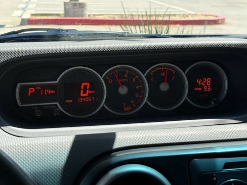 Used 2012 Scion xB FWD image 20