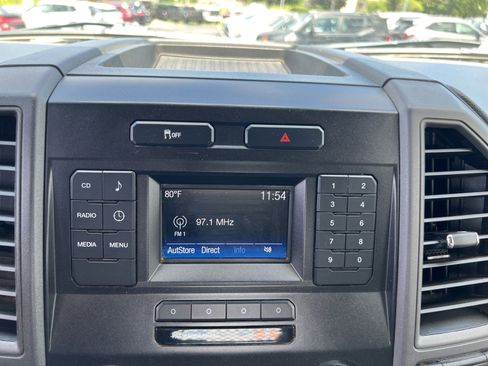 Used 2017 Ford F550 4x4 Regular Cab Super Duty image 25
