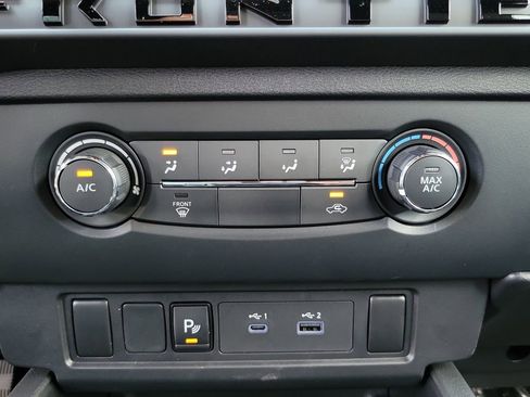 New 2026 Nissan Frontier SV w/ Tow Package AWD/4WD image 9