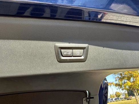 Used 2025 BMW X4 xDrive30i image 12