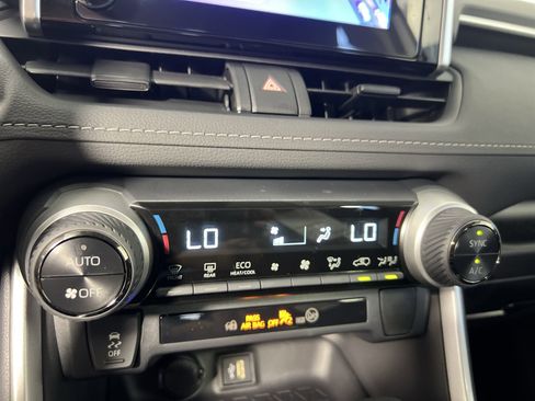 New 2024 Toyota RAV4 LE image 25