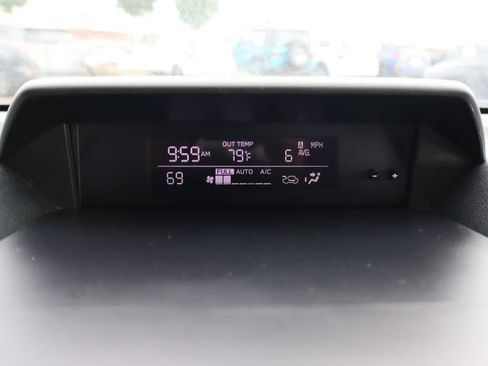 Used 2021 Subaru Crosstrek 2.0i AWD/4WD image 28