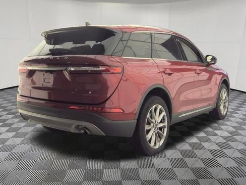 Used 2022 Lincoln Corsair AWD w/ Premium Package image 2