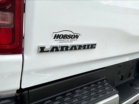 Used 2024 RAM 1500 Laramie AWD/4WD image 14