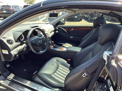 Used 2009 Mercedes-Benz SL 550 image 18