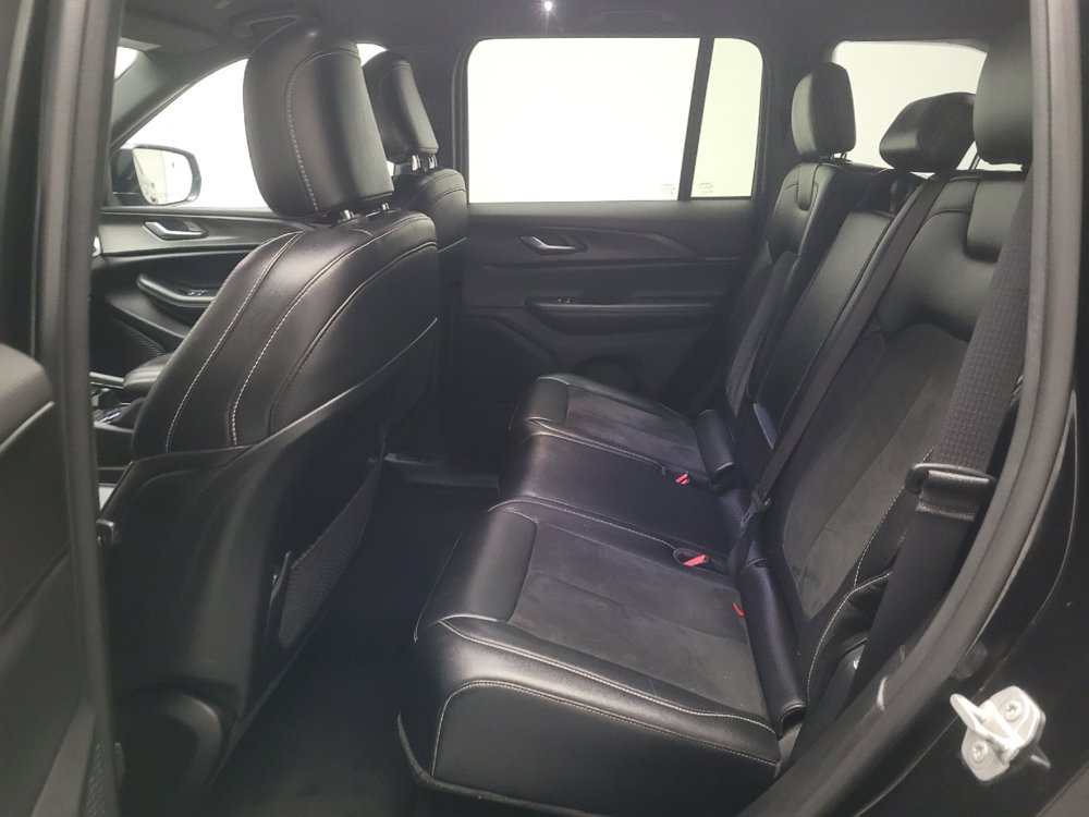 Used 2023 Jeep Grand Cherokee Altitude AWD/4WD image 18