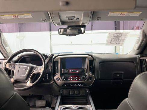 Used 2015 GMC Sierra 3500 Denali w/ Duramax Plus Package image 9