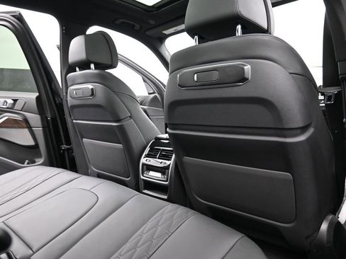 Used 2025 BMW X5 xDrive40i w/ M Sport Package image 20