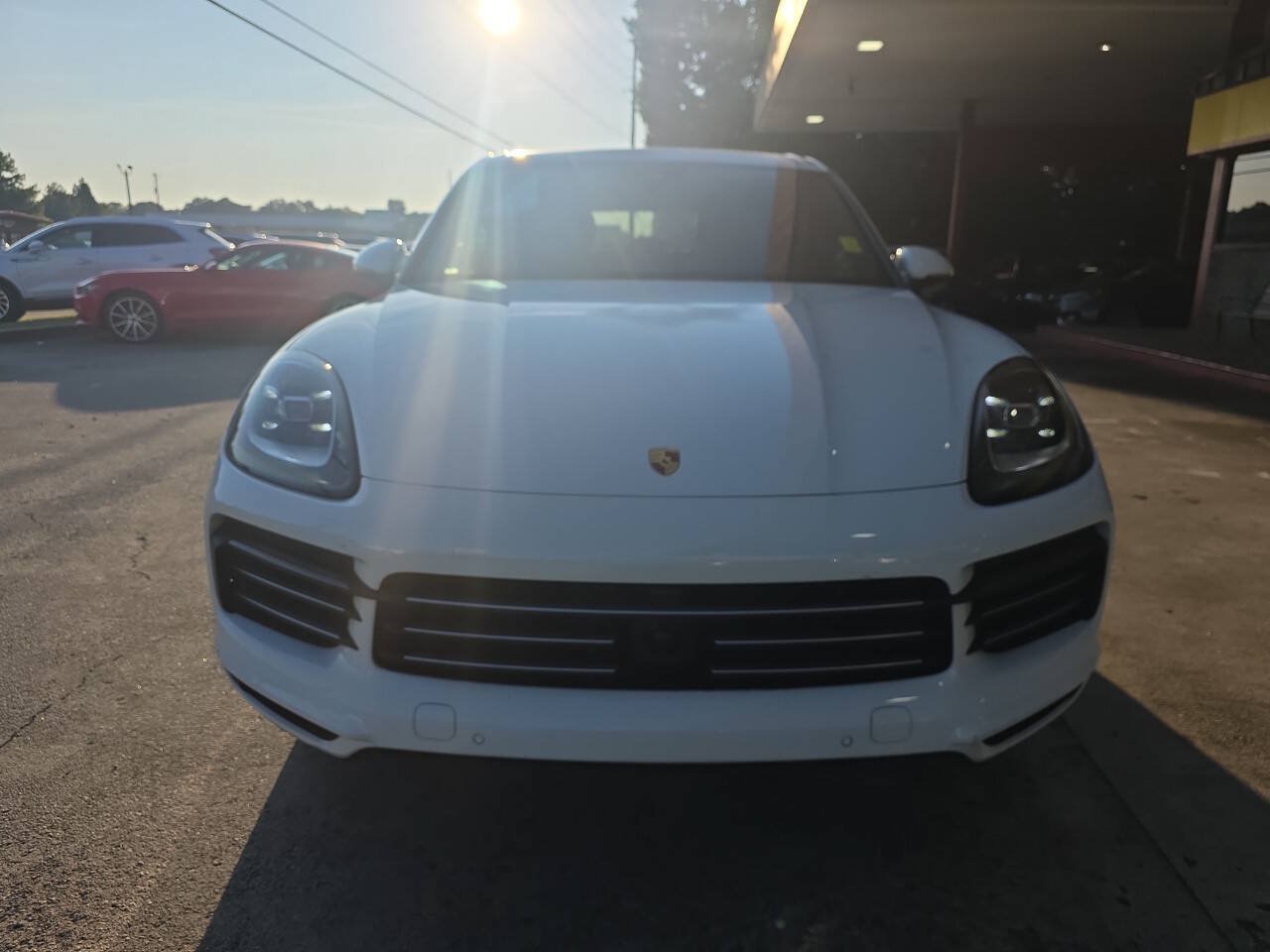 Used 2019 Porsche Cayenne AWD/4WD image 3