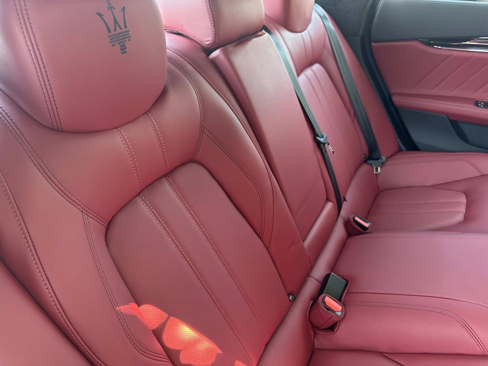 Used 2022 Maserati Quattroporte Modena RWD image 24