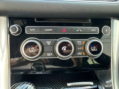 Used 2016 Land Rover Range Rover Sport HSE AWD/4WD image 12