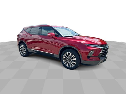 Certified 2023 Chevrolet Blazer Premier w/ Driver Confidence II Package AWD/4WD image 2